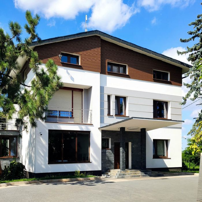 Deska Kompozytowa Lamelowa Premium Teak – dł. 2,9 m Deska Kompozytowa Lamelowa Premium Teak – dł. 2,9 m