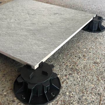 Akmens masės terasinė plytelė Quarzo Silver Gray 60x60x2 cm