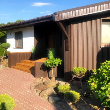 Kompozitinės fasado lamelės Premium 3D Walnut – 2,9 m