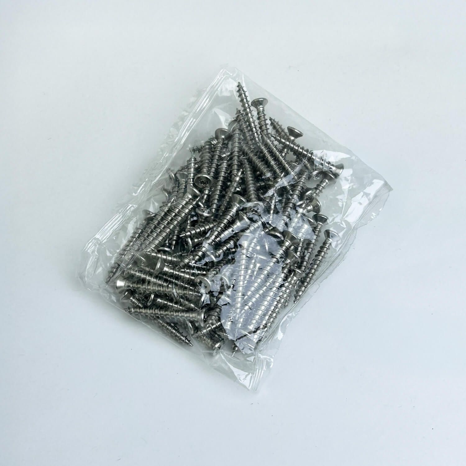 Wkręt 4 x 30 mm ze stali nierdzewnej Srebrny – 100 szt. Wkręt 4 x 30 mm ze stali nierdzewnej Srebrny – 100 szt.