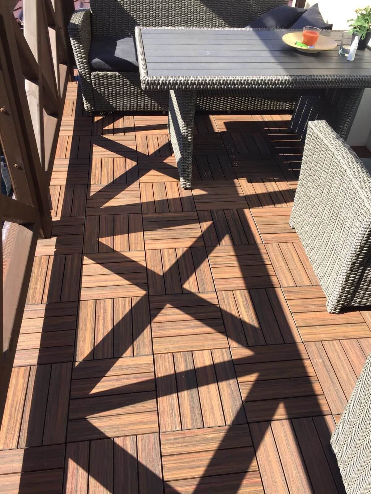 Balkonas iš Premium Redwood kompozitinių terasinių plytelių