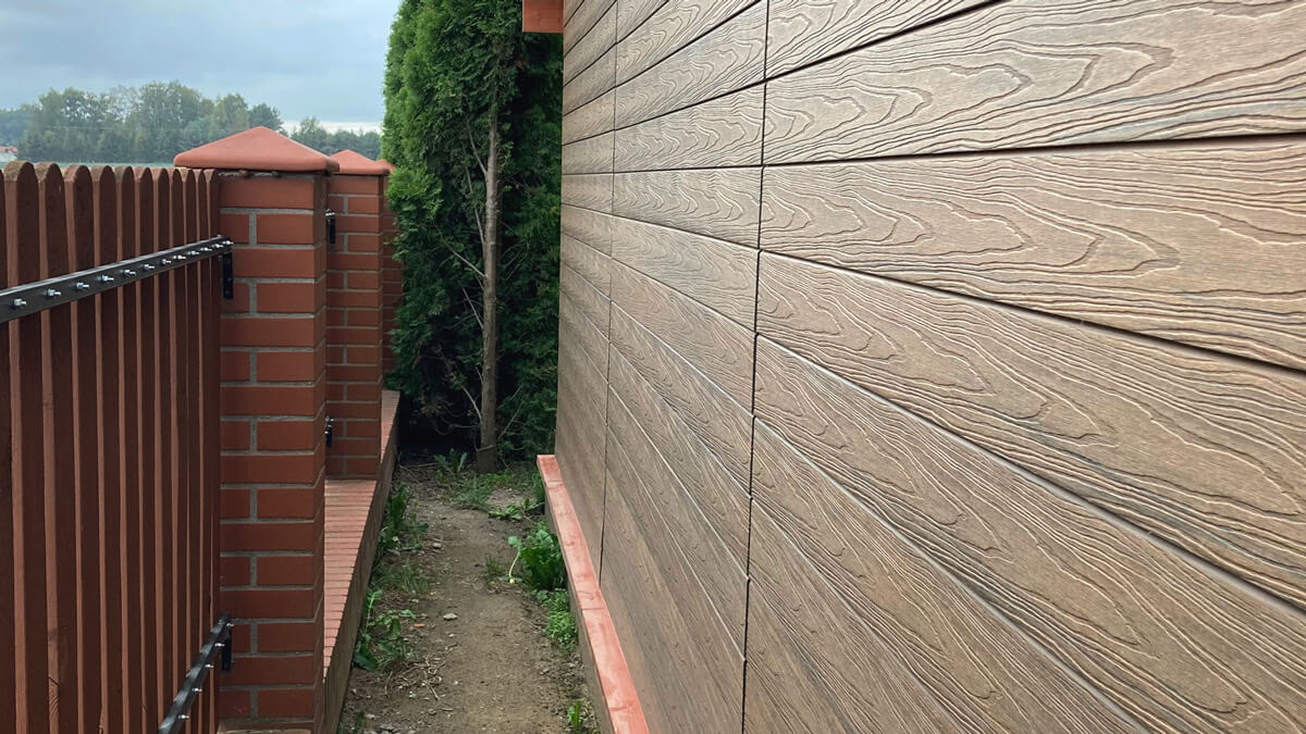 Pirties apdaila, Premium Teak kompozitinė fasado lenta