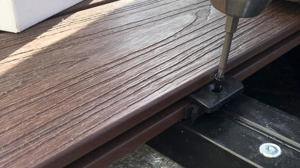 Terasos montavimas ant betoninių blokelių, Premium Redwood kompozitinė terasinė lenta