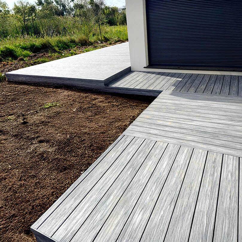 Erdvi terasa su lentomis Premium Gray spalvos