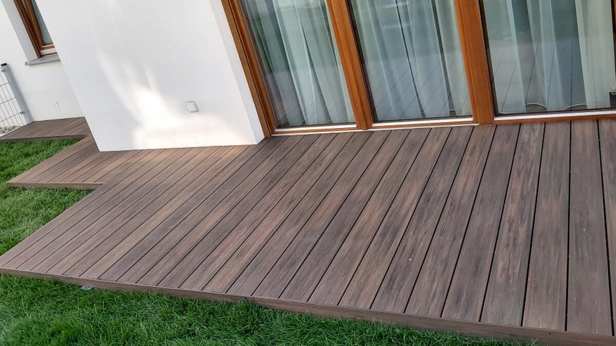 Terasa iš Premium Redwood kompozitinės terasinės lentos