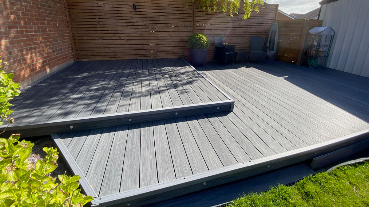 Kompozitinė terasa iš Premium Gray terasinės lentos