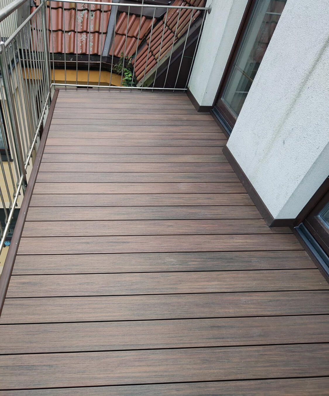 Balkonas iš Premium Redwood kompozitinių terasinių lentų