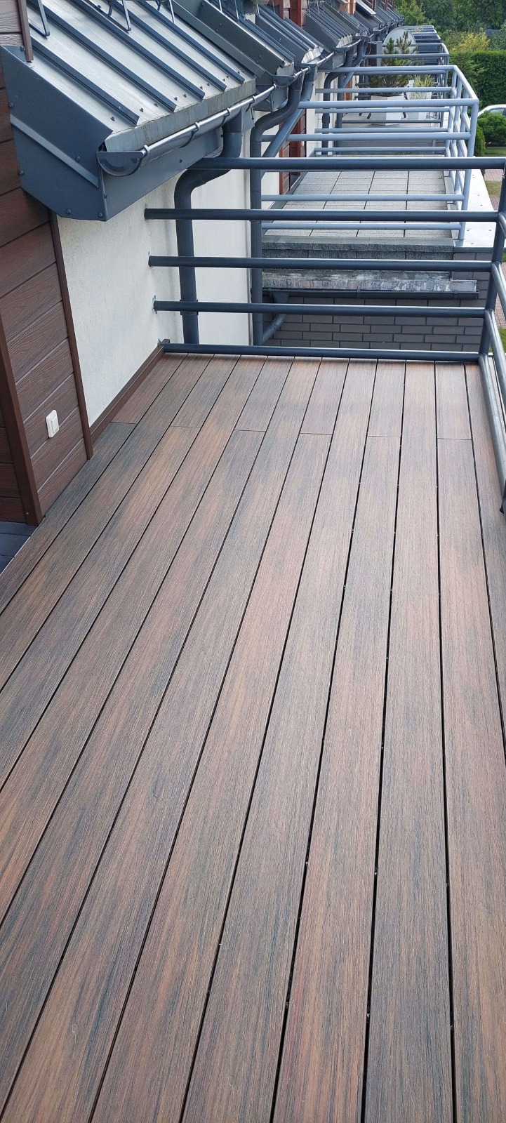 Balkonas iš Premium Redwood kompozitinės terasinės lentos