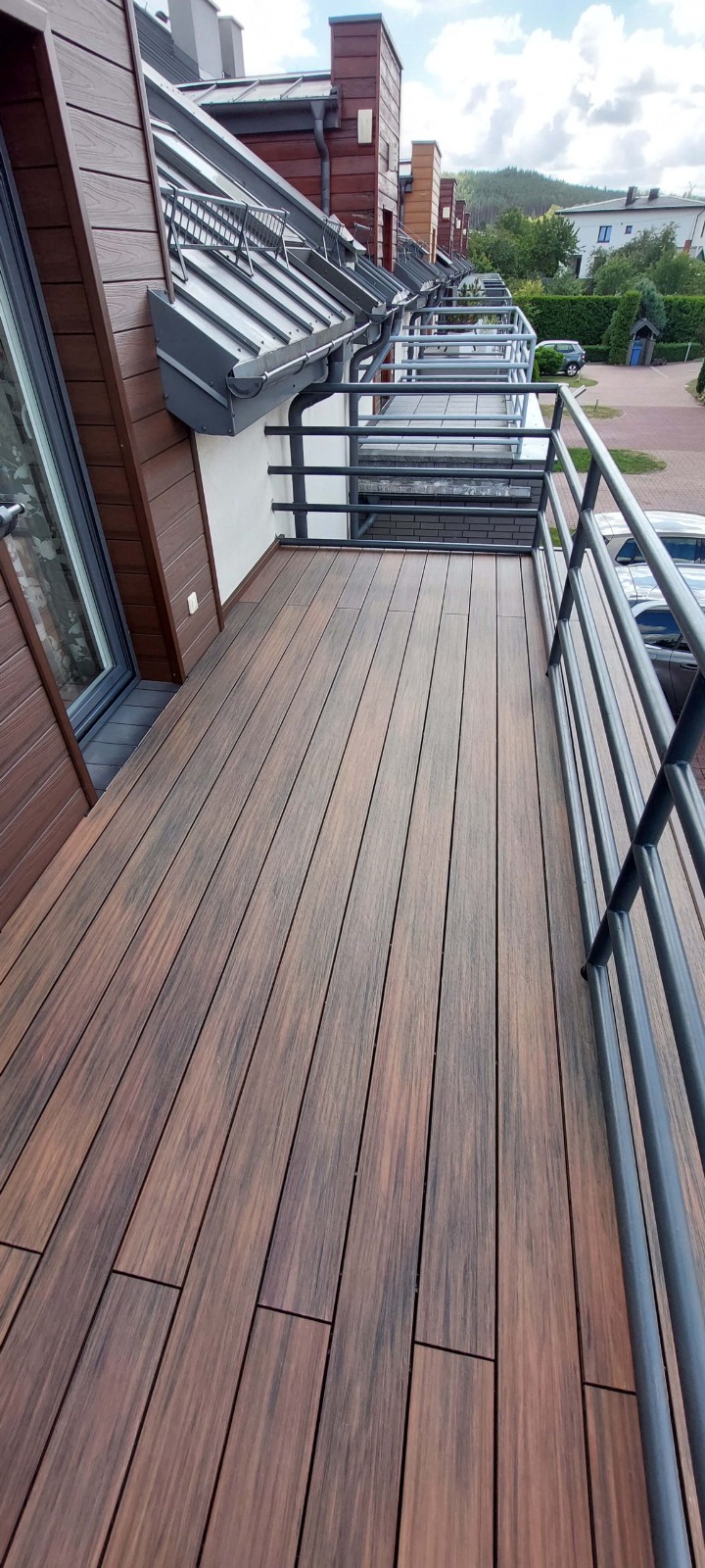 Balkonas iš Premium Redwood kompozitinės terasinės lentos