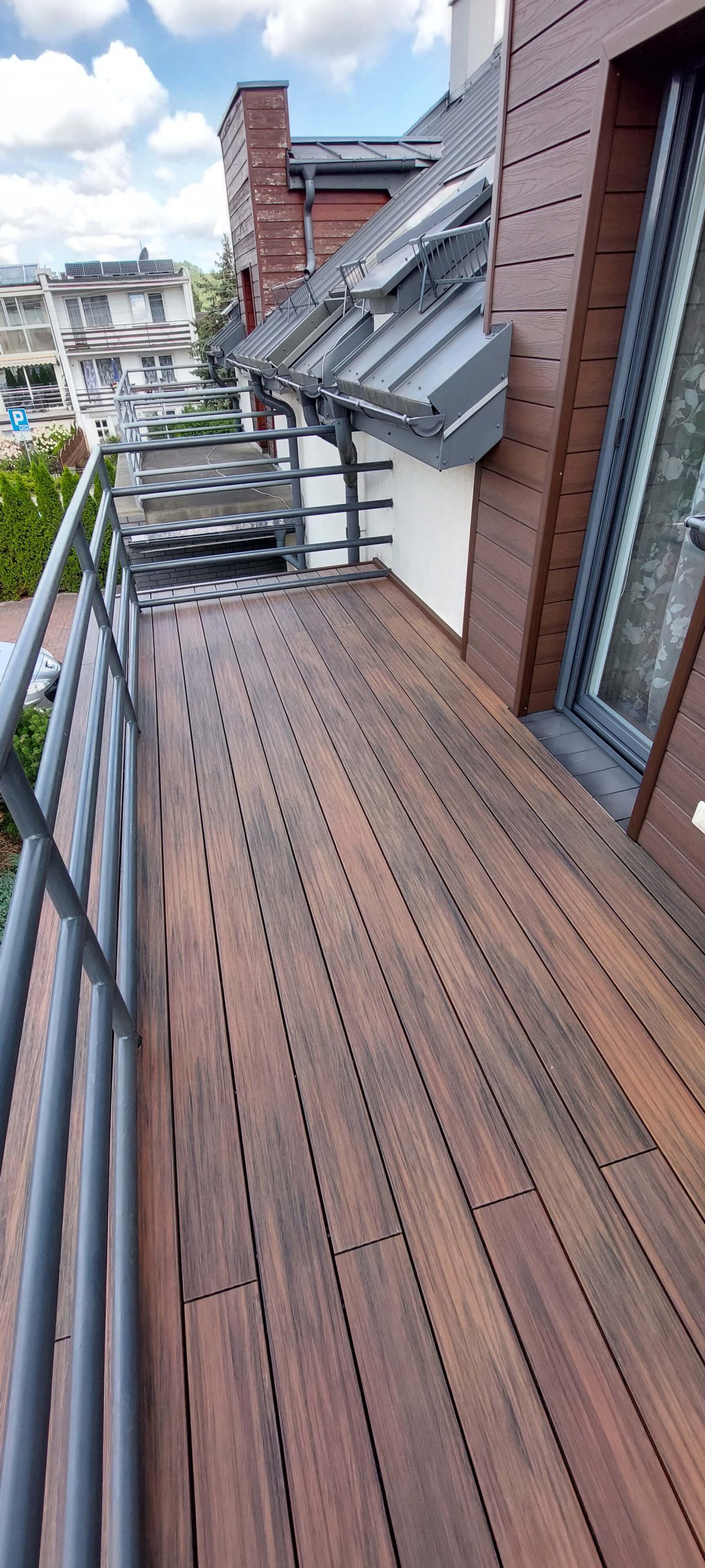 Balkonas iš Premium Redwood kompozitinės terasinės lentos