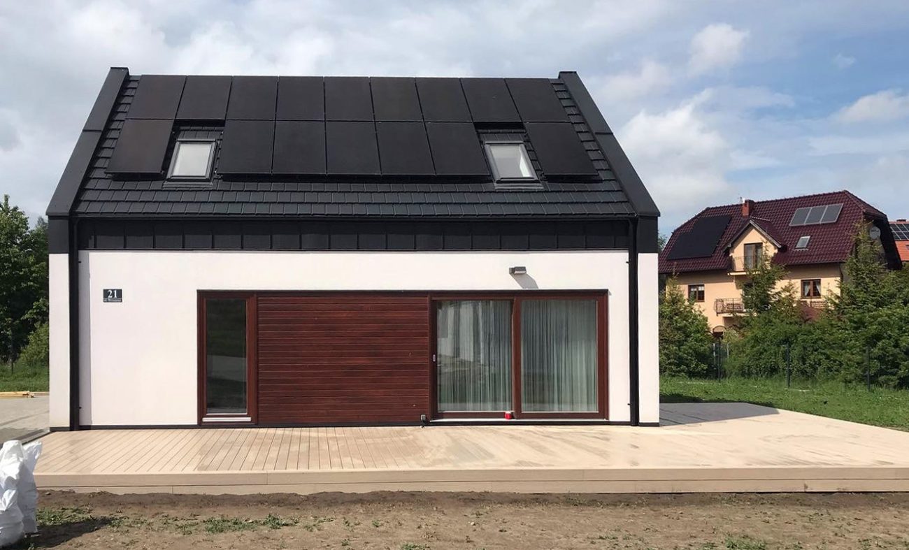 Didelė terasa iš Premium Ecru kompozitinės terasinės lentos