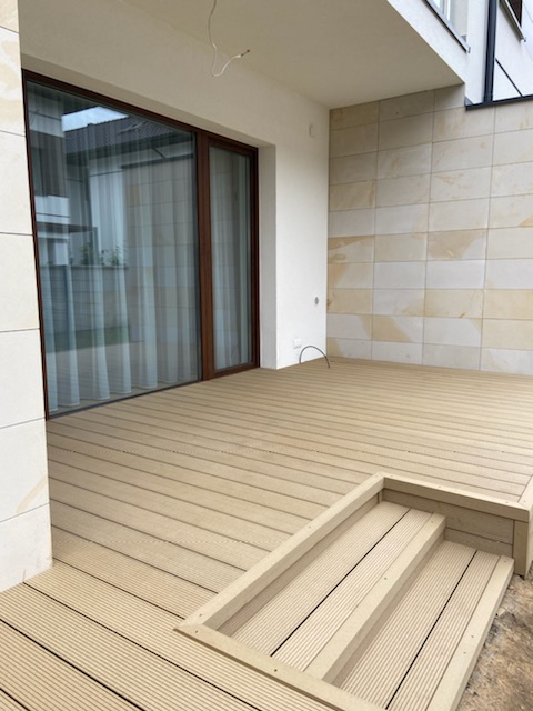 Terasa su Standard Medaus Teak kompozitine terasine lenta