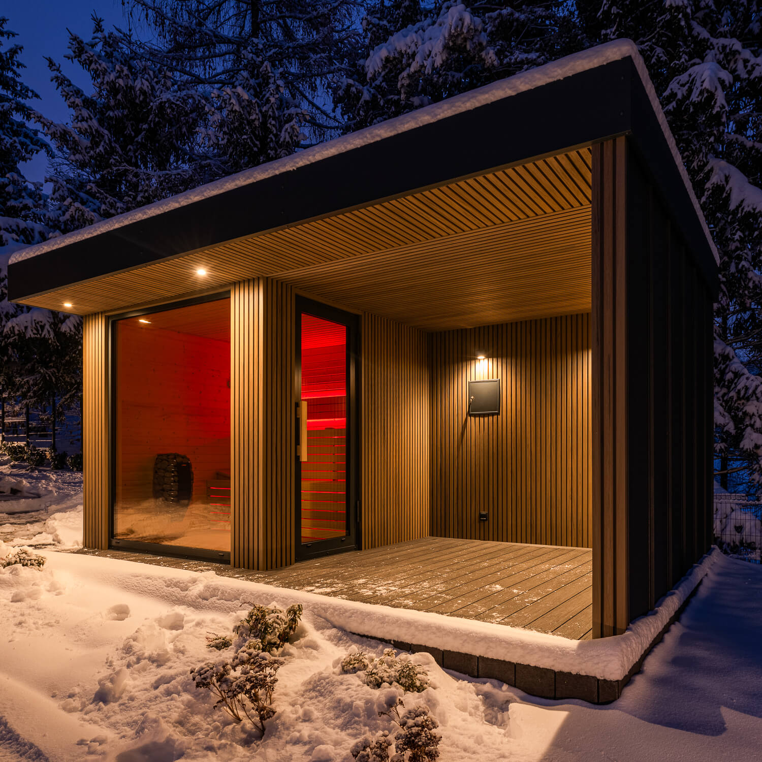 Prabangi lauko sauna – apdaila lamelėmis Premium Antikinis Ąžuolas