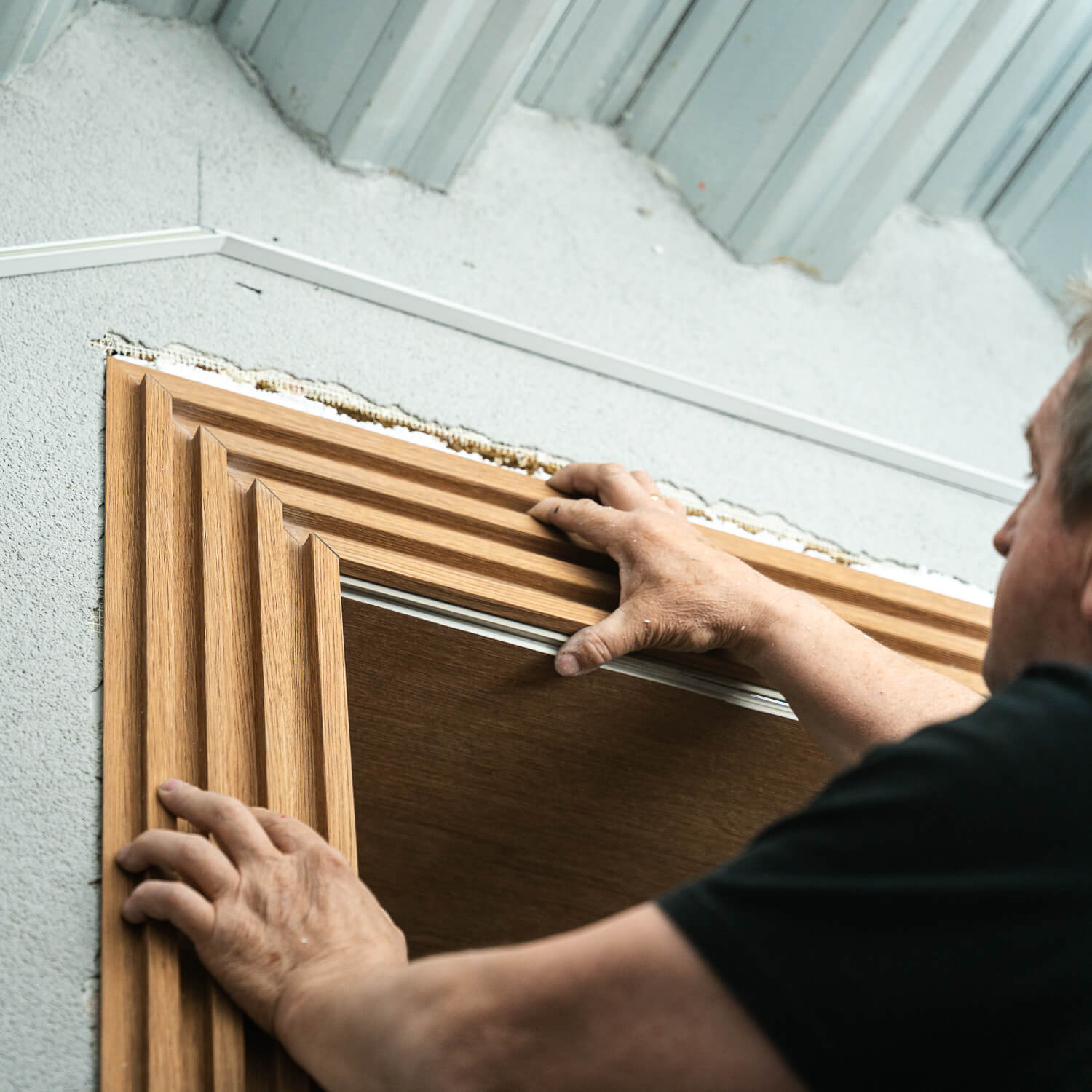 Sienų plokštės SPC praktiškai – montavimas Liderwood biure
