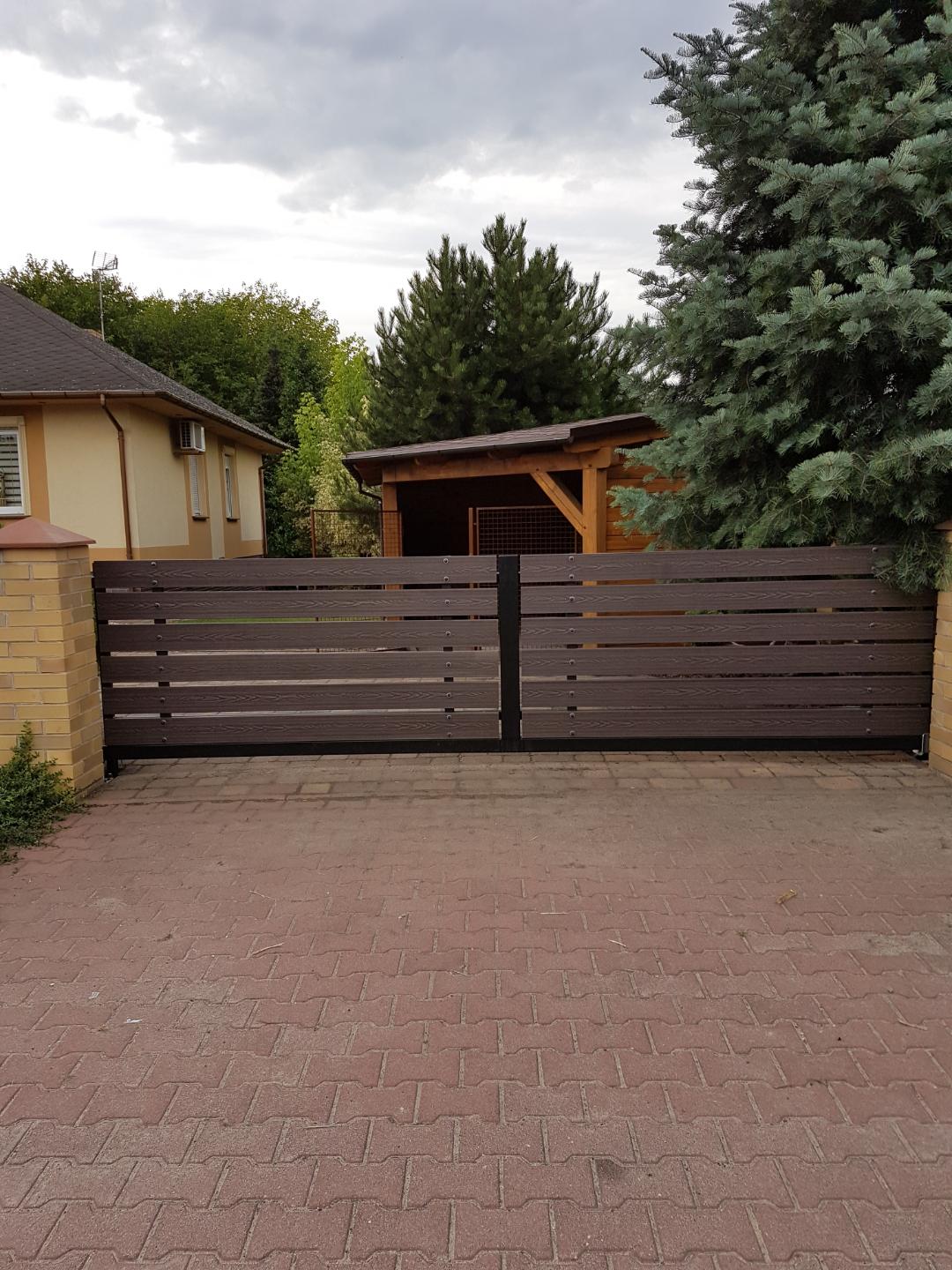 Tvora iš 3D Ruda terasinių lentų – patvarumas elegantiškame pavidale