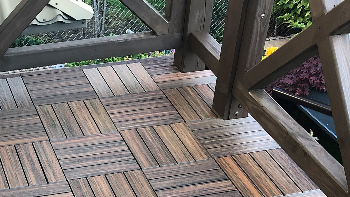 Balkonas, Premium Redwood kompozitinė terasinė plytelė