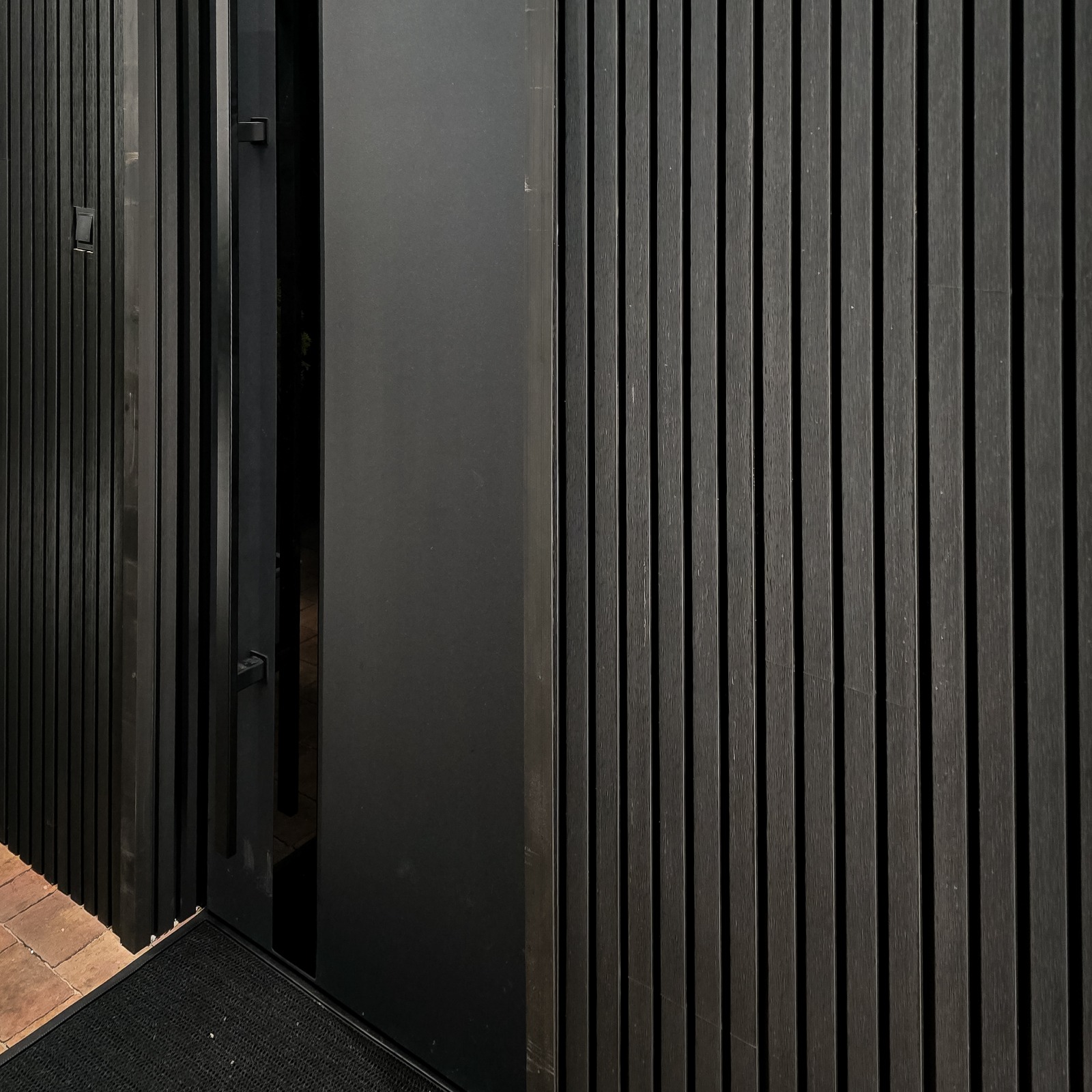 Įėjimo zona iš kompozitinių lamelių Premium Graphite