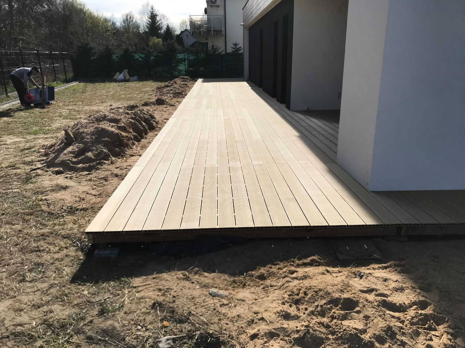Terasa Standard Medaus Teak – funkionali erdvė aplink namą