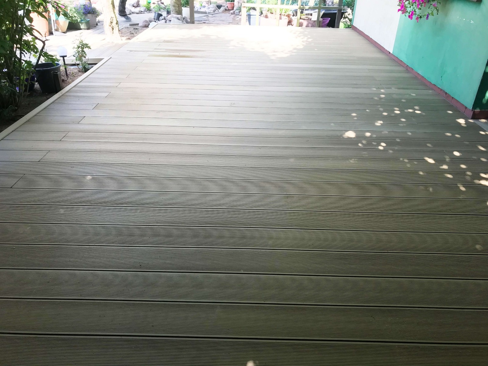 Terasa iš Standard Medaus Teak kompozitinių terasinių lentų