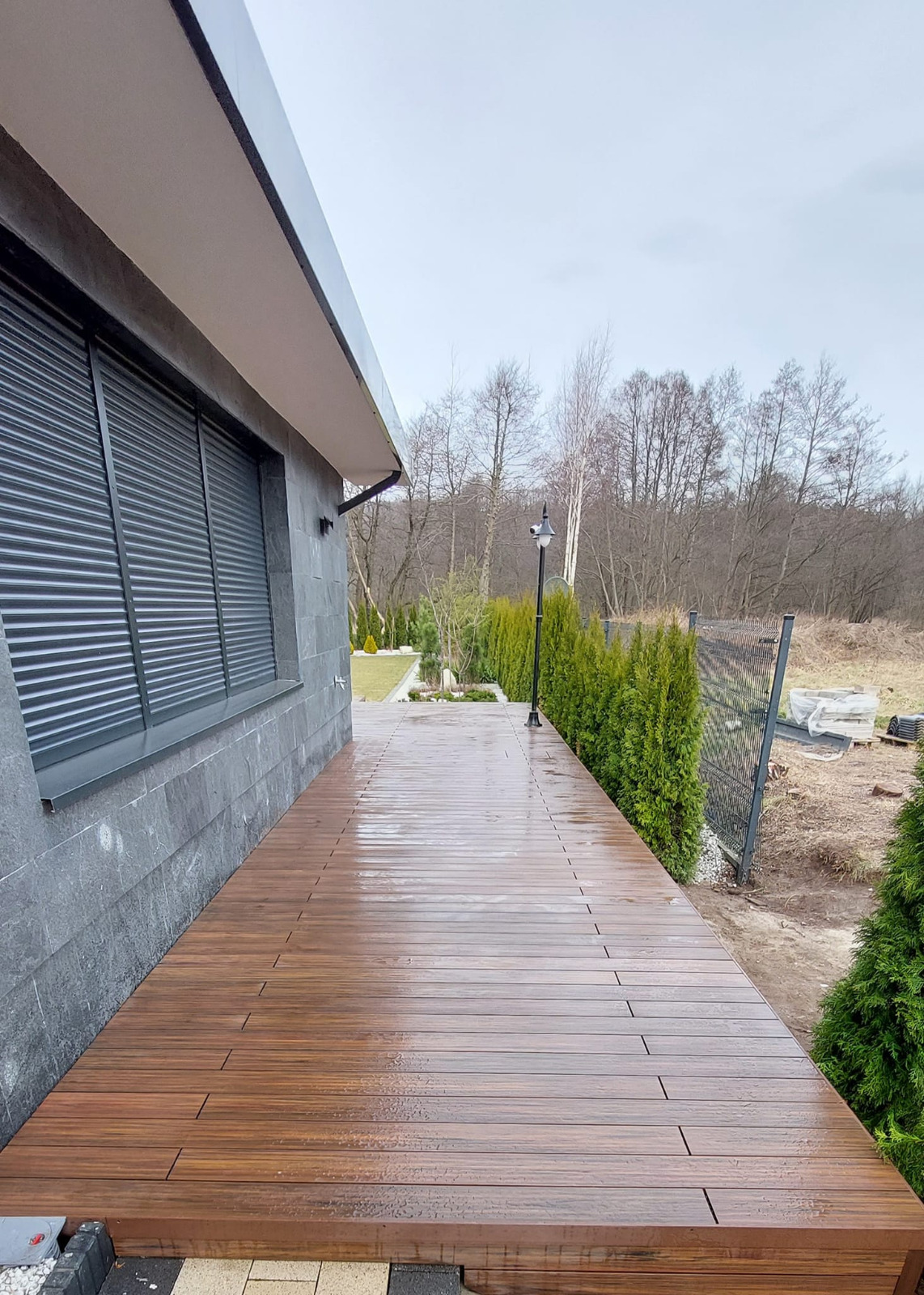 Premium Redwood terasa – įspūdinga erdvė su klase