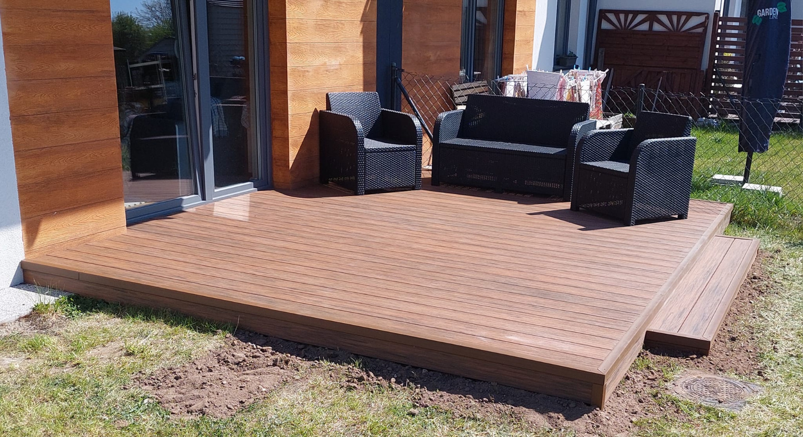 Premium Teak terasa – natūrali elegancija ir patogumas