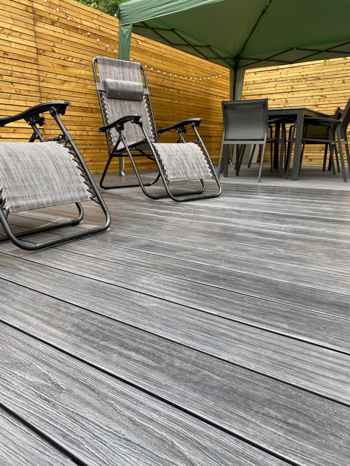 Kompozitinė terasa iš Premium Gray terasinės lentos
