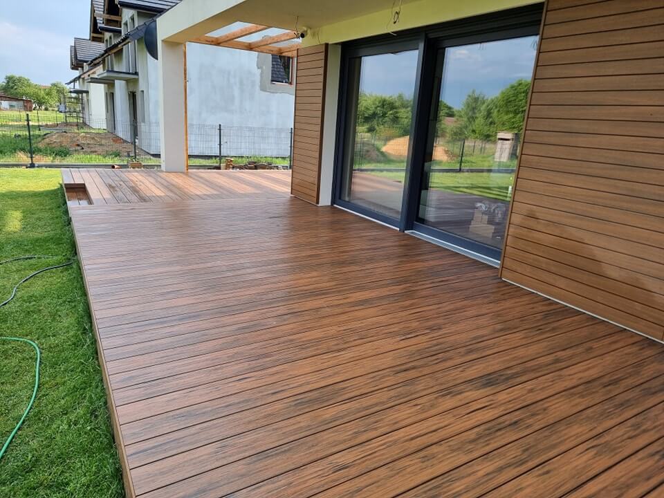 Terasa iš kompozitinės terasinės lentos Premium Teak